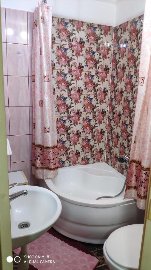 Apartamento Ріточка Beregovo Exterior foto