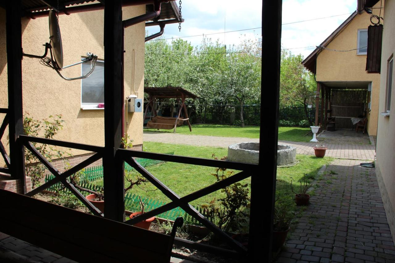 Apartamento Ріточка Beregovo Exterior foto